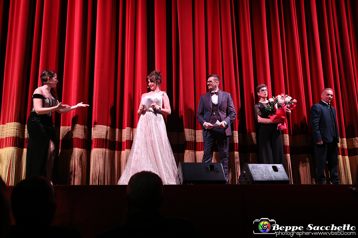 VBS_4018 - Il Magico Paese di Natale 2024 - Spettacolo di Inaugurazione al Teatro Alfieri.jpg